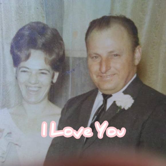 Meet your Posher, Jennifer - Picture 1 of 1